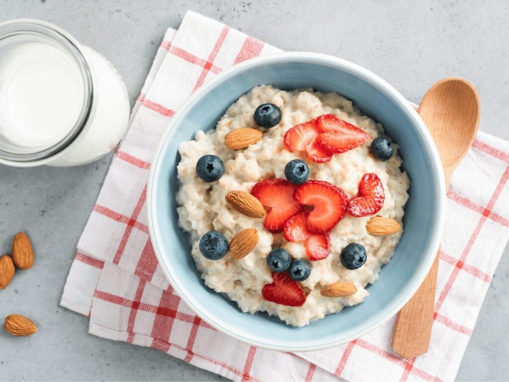 Healthy bowl of oatmeal with fruit